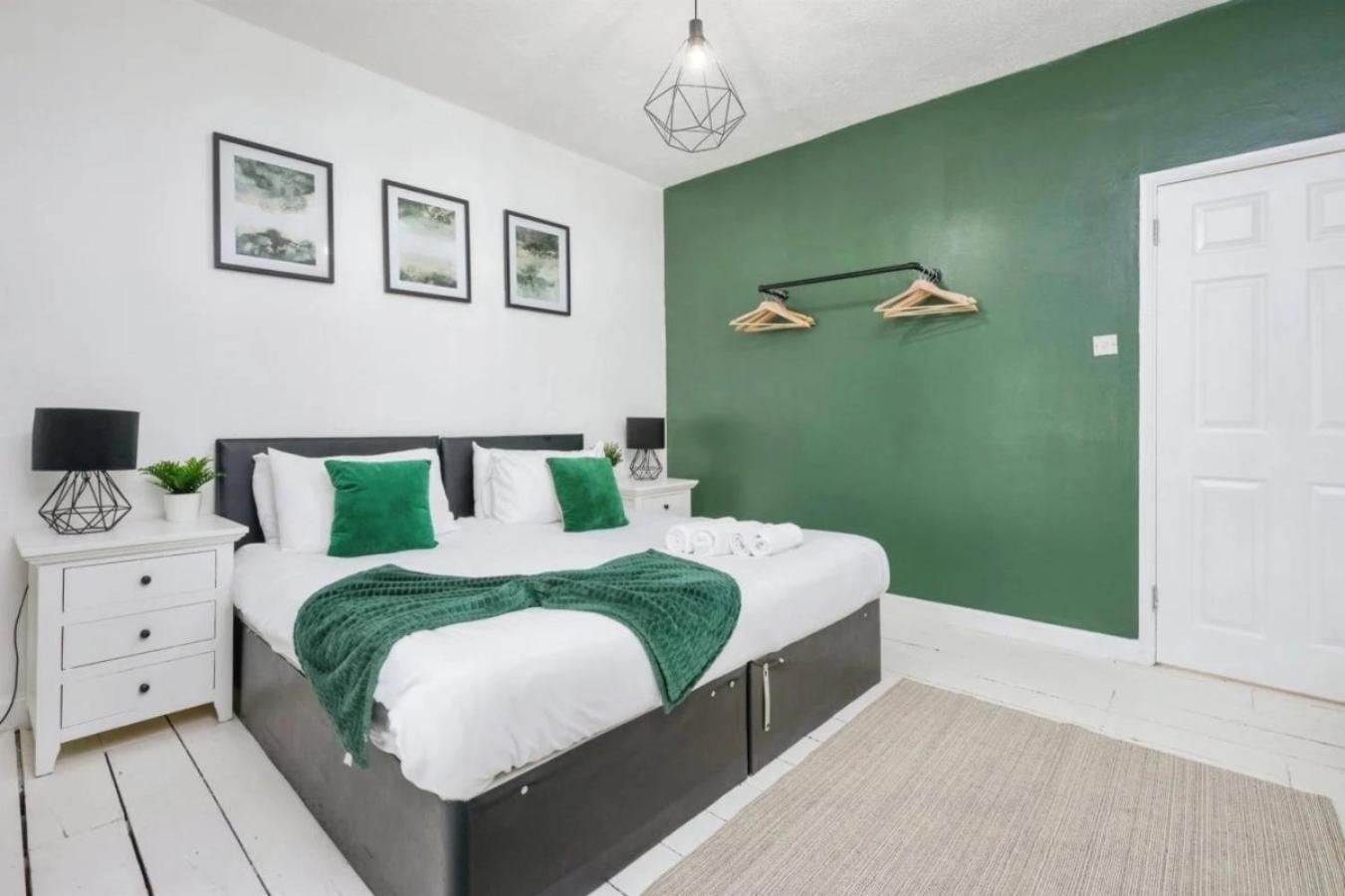 City Centre 2 Bedroom Apt - Free Parking - Wifi - Smart Tv Plymouth Exterior foto