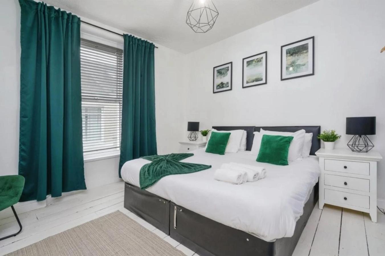City Centre 2 Bedroom Apt - Free Parking - Wifi - Smart Tv Plymouth Exterior foto